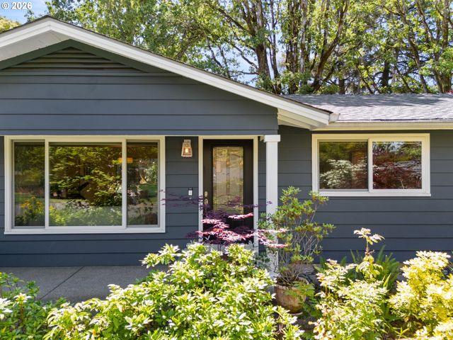 12320 Sw TREMONT St, Portland, OR 97225