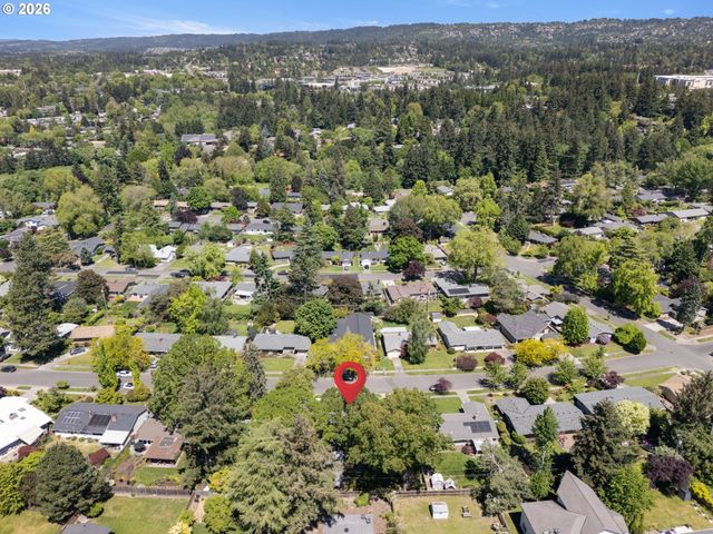 12320 Sw TREMONT St, Portland, OR 97225