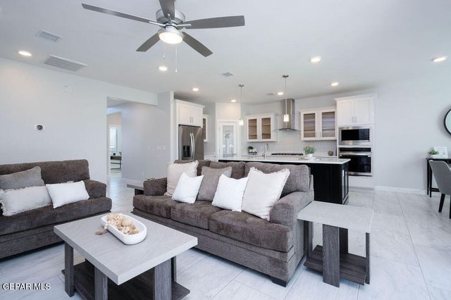 3805 Fix Place, El Paso, TX 79928