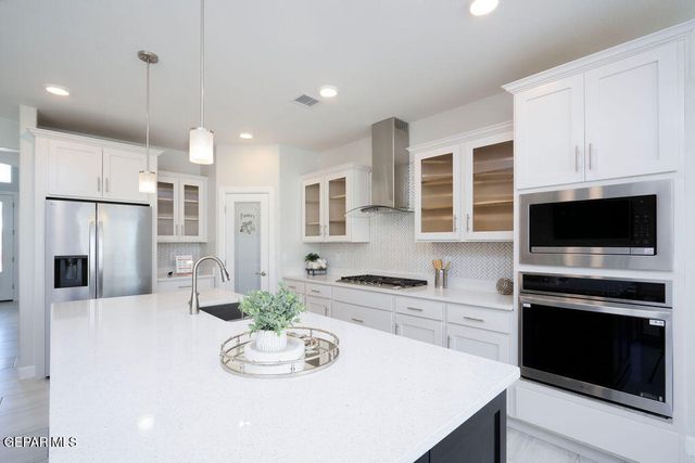 3805 Fix Place, El Paso, TX 79928