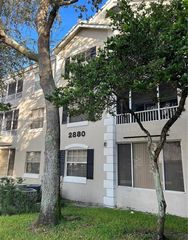 2880 N Oakland Forest Dr 209, Oakland Park, FL 33309