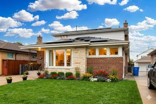 5818 N Overhill Avenue, Chicago, IL 60631