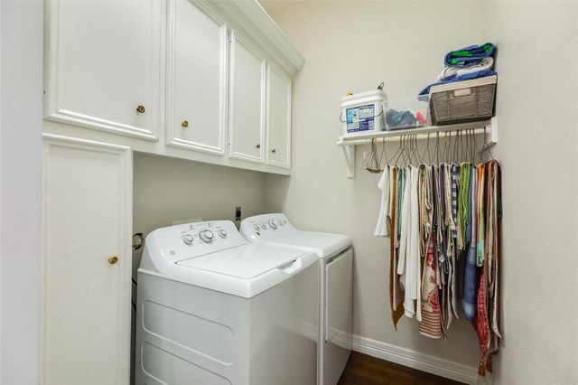 7306 Offats Point Circle, Galveston, TX 77551
