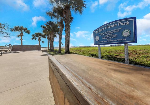 3107 CLINTON STREET S, Gulfport, FL 33707