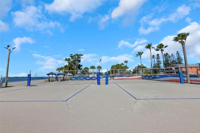 3107 CLINTON STREET S, Gulfport, FL 33707