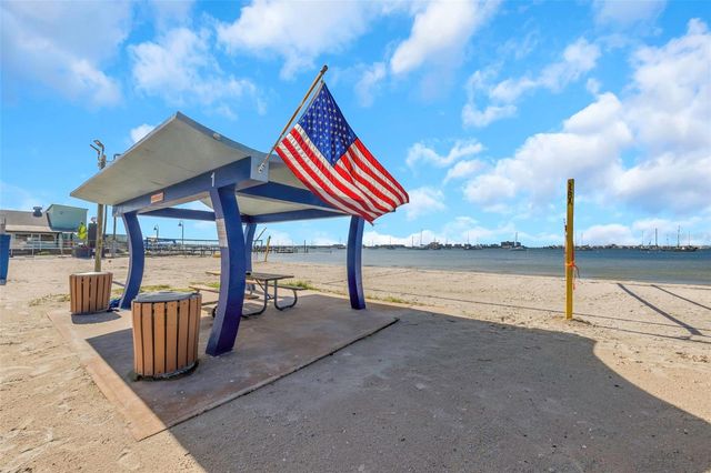 3107 CLINTON STREET S, Gulfport, FL 33707