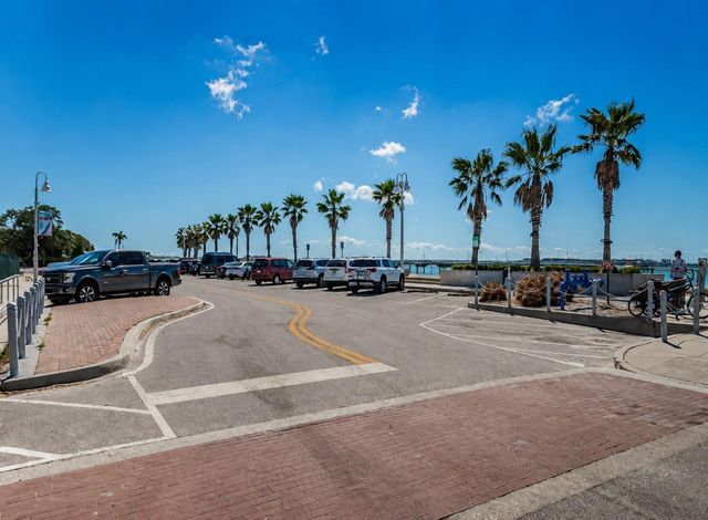 3107 CLINTON STREET S, Gulfport, FL 33707