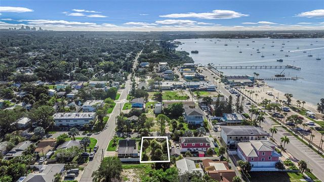3107 CLINTON STREET S, Gulfport, FL 33707