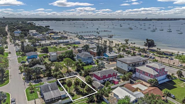 3107 CLINTON STREET S, Gulfport, FL 33707
