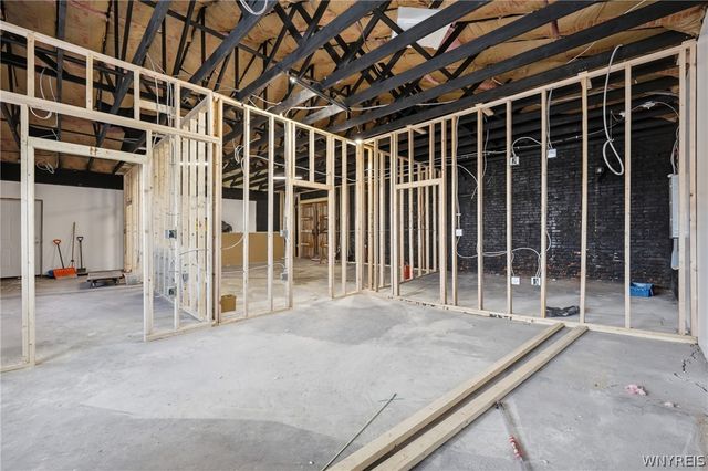 688 East Eagle Street N, Buffalo, NY 14210