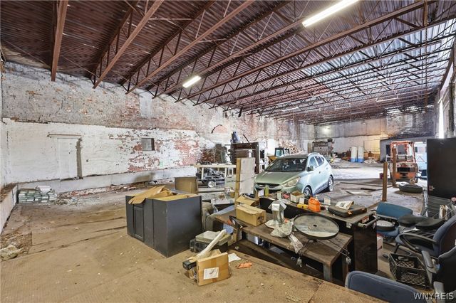 688 East Eagle Street N, Buffalo, NY 14210