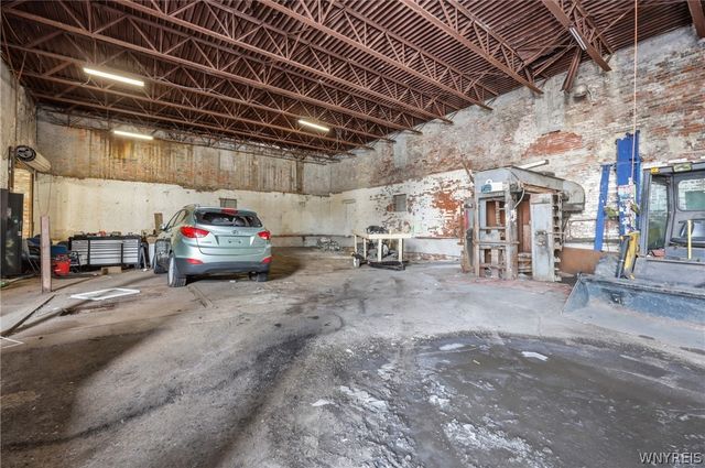 688 East Eagle Street N, Buffalo, NY 14210