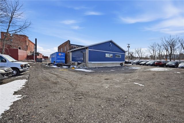 688 East Eagle Street N, Buffalo, NY 14210