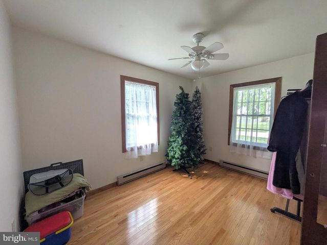 120 E LOCUST ST, Seaford, DE 19973