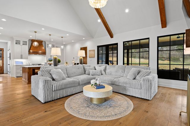 410 ITHACA DR., Longview, TX 75604