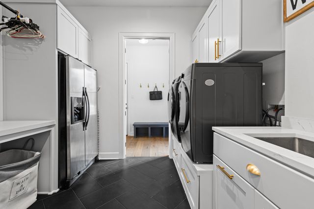 410 ITHACA DR., Longview, TX 75604