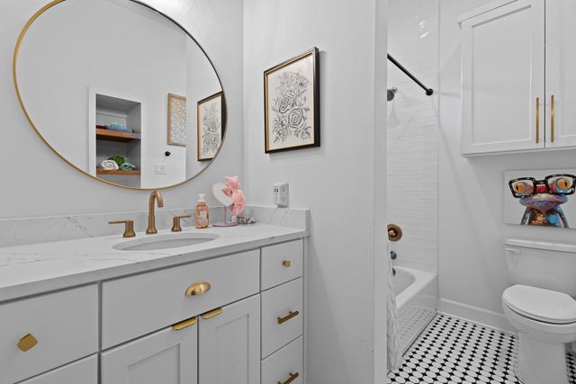 410 ITHACA DR., Longview, TX 75604