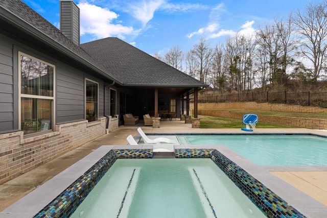 410 ITHACA DR., Longview, TX 75604