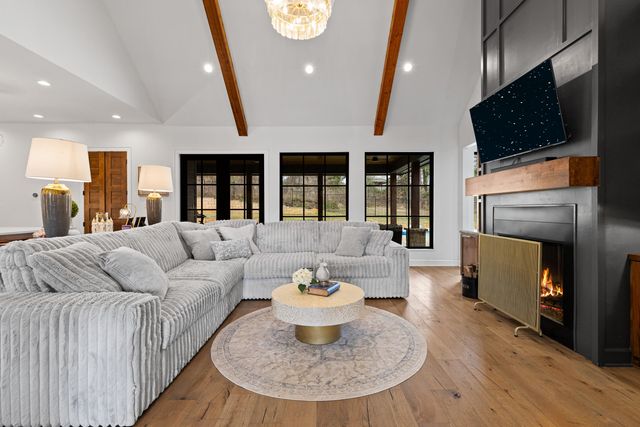 410 ITHACA DR., Longview, TX 75604