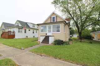 422 S Schuyler Avenue, Bradley, IL 60915