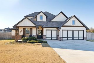 13831 Limestone Lane, Edmond, OK 73025
