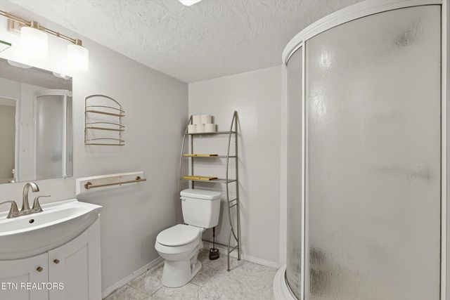 638 Carrie Circle, Strawberry Plains, TN 37871