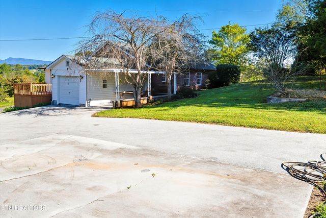 638 Carrie Circle, Strawberry Plains, TN 37871