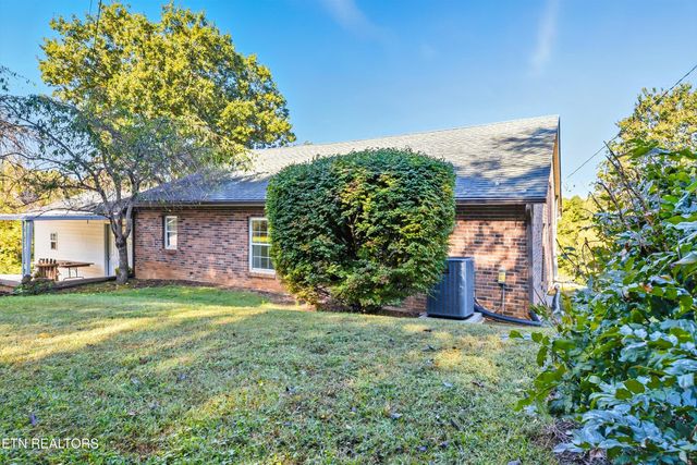 638 Carrie Circle, Strawberry Plains, TN 37871