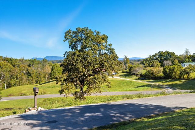 638 Carrie Circle, Strawberry Plains, TN 37871