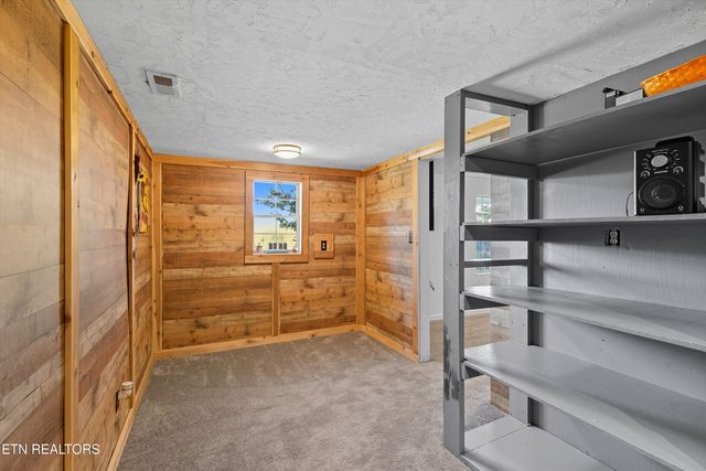 638 Carrie Circle, Strawberry Plains, TN 37871