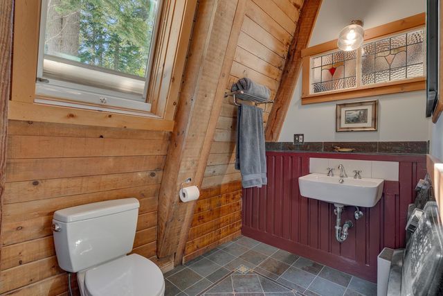 920 Pine Ridge Road, Tahoe City, CA 96145