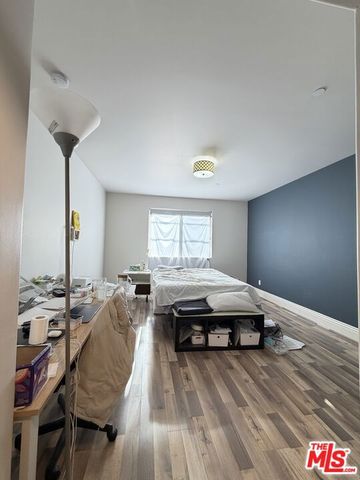 147 N Berendo Street 203, Los Angeles, CA 90004