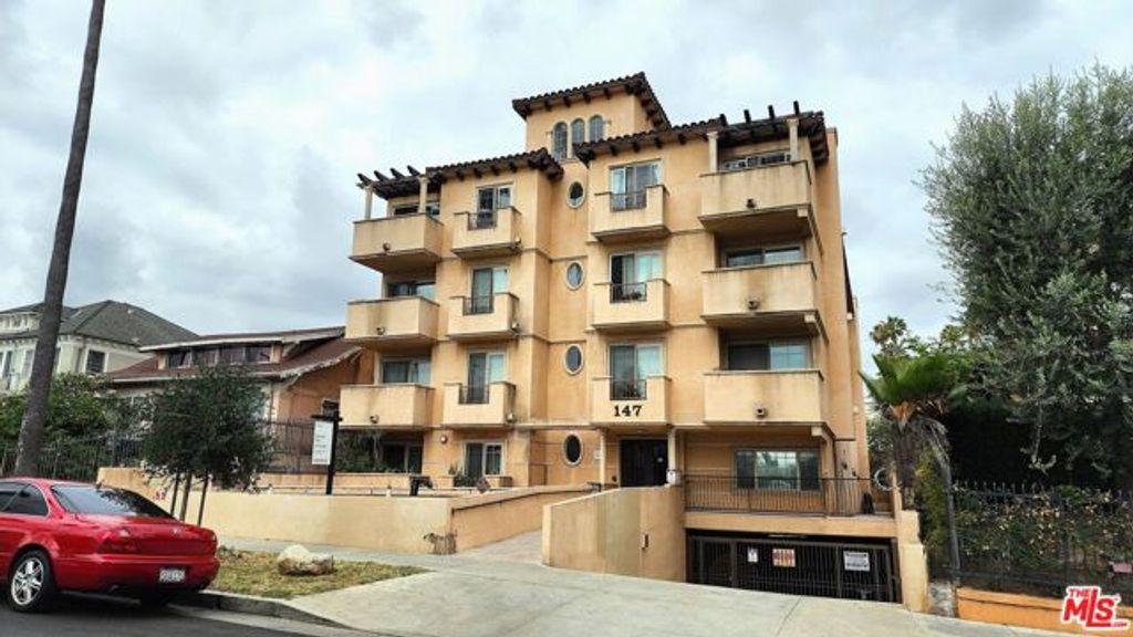 147 N Berendo Street 203, Los Angeles, CA 90004
