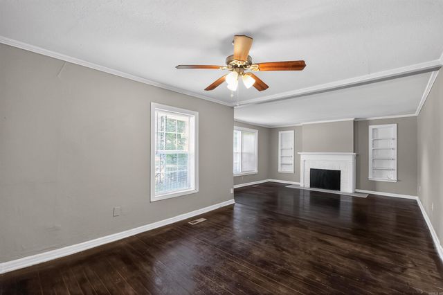 5200 W 28Th Street, Little Rock, AR 72204
