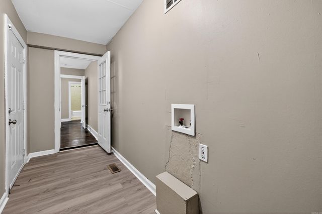 5200 W 28Th Street, Little Rock, AR 72204