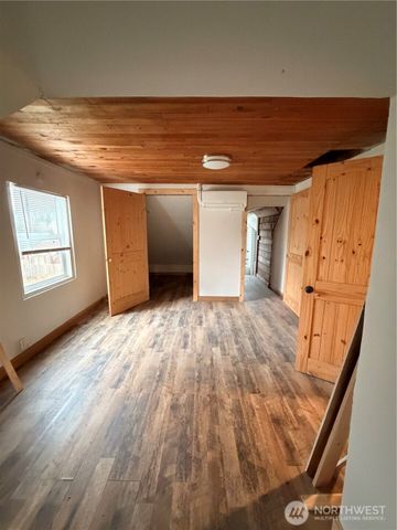 1910 Bowman Avenue NW, Olympia, WA 98502