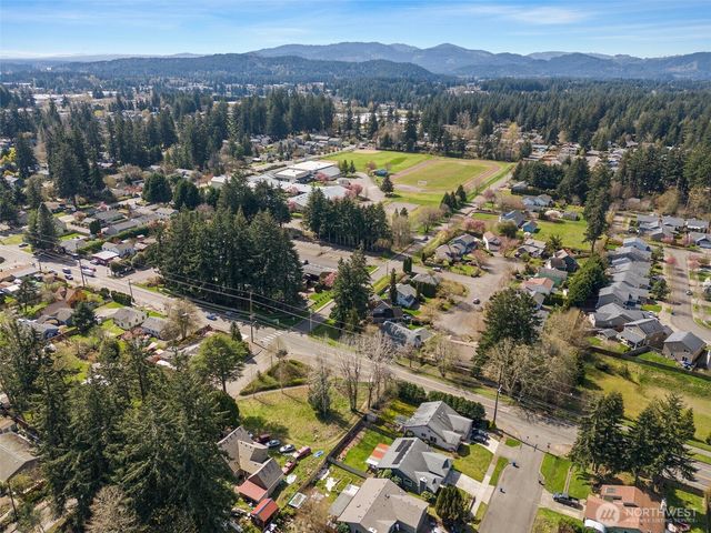 1910 Bowman Avenue NW, Olympia, WA 98502