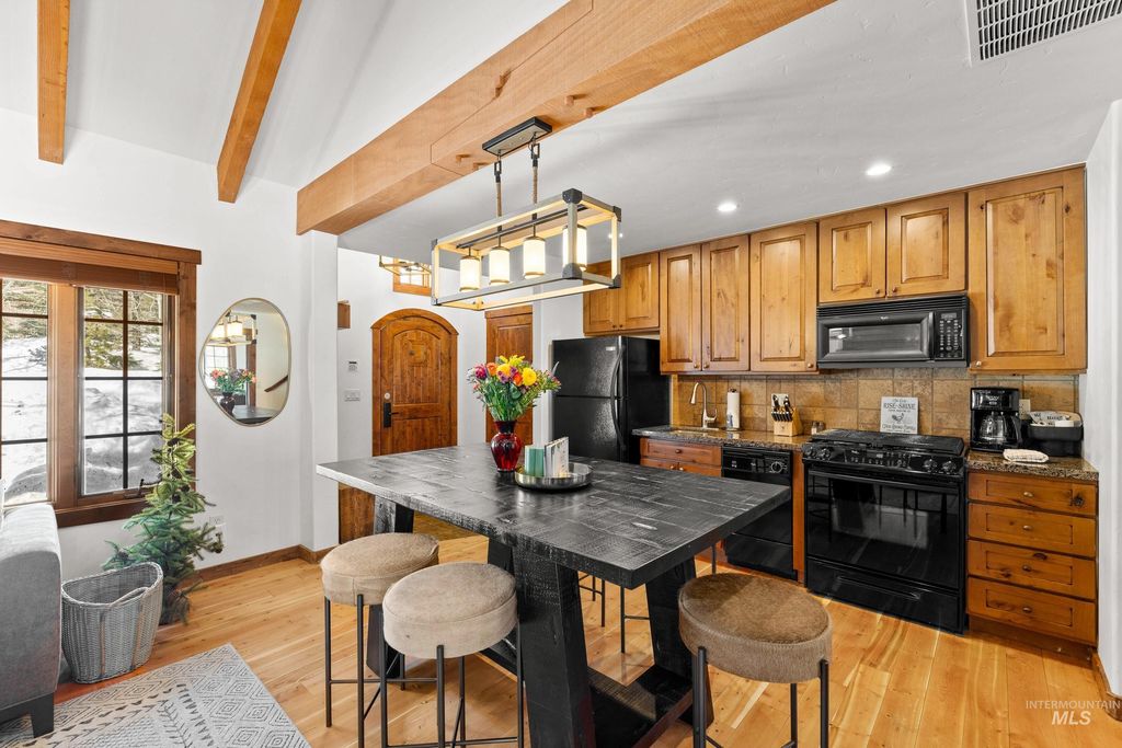 1 Rock Creek Court, Donnelly, ID 83615 photo 11