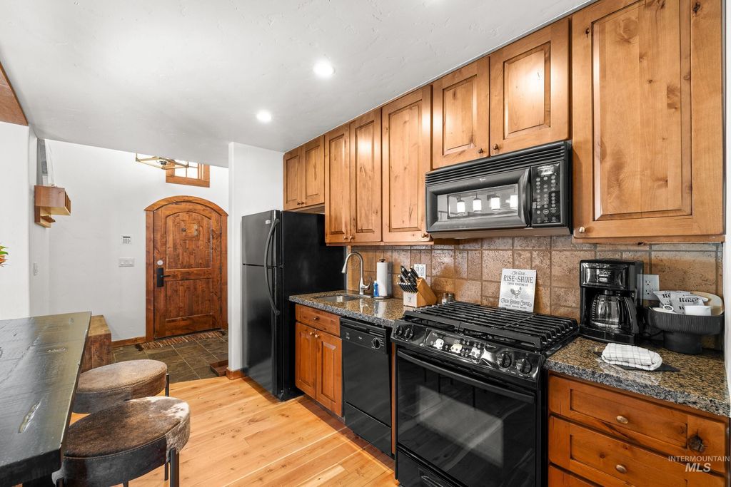 1 Rock Creek Court, Donnelly, ID 83615 photo 13