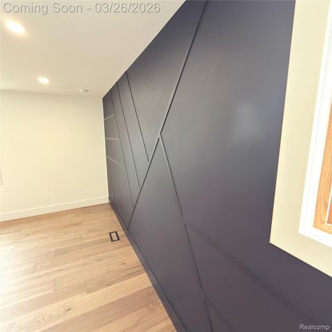 7275 Old Coach Trail, Washington Township, MI 48094