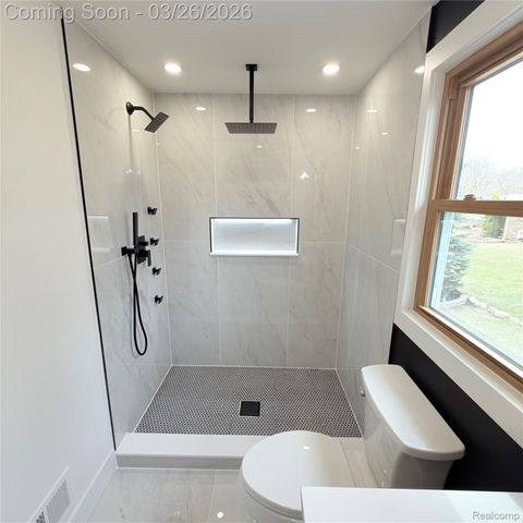 7275 Old Coach Trail, Washington Township, MI 48094