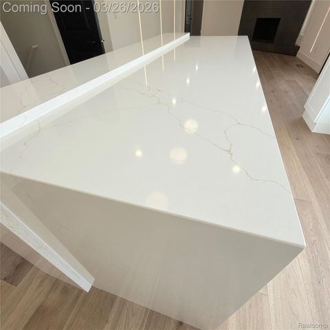 7275 Old Coach Trail, Washington Township, MI 48094