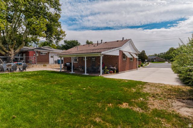169 CRESTWOOD RD, Kaysville, UT 84037