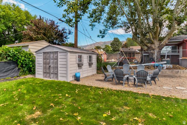 169 CRESTWOOD RD, Kaysville, UT 84037