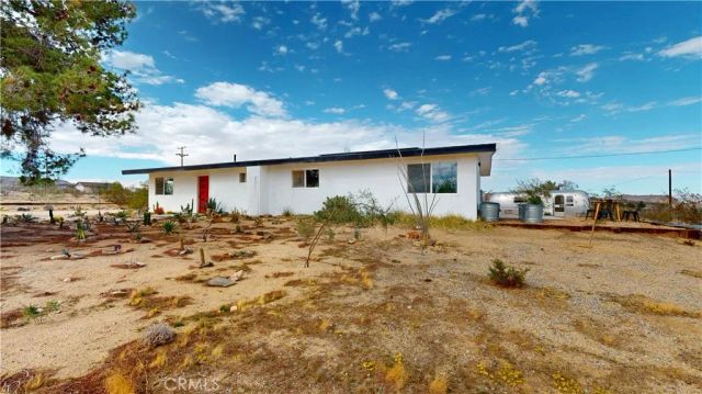 1271 Dakota, Landers, CA 92285