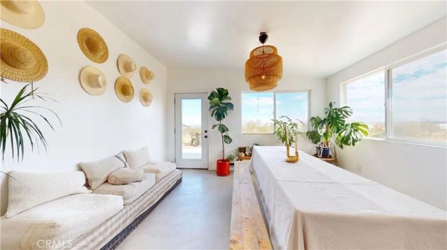 1271 Dakota, Landers, CA 92285