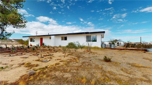 1271 Dakota, Landers, CA 92285