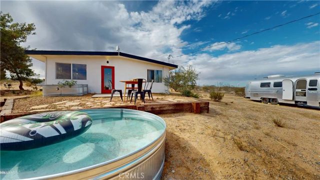 1271 Dakota, Landers, CA 92285