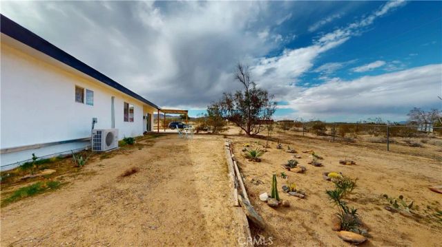 1271 Dakota, Landers, CA 92285