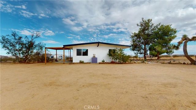 1271 Dakota, Landers, CA 92285